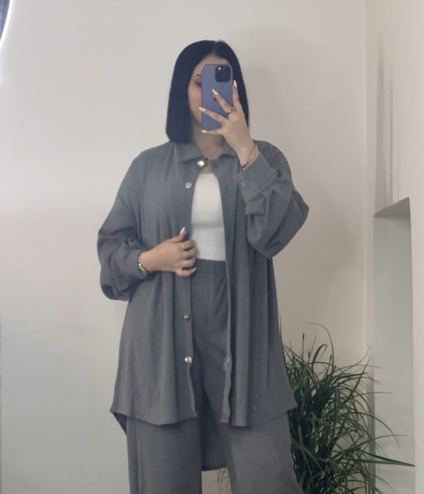 Ensemble en gris